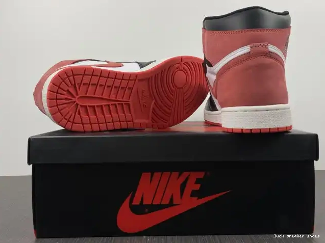 Reps LUCY 'Track High 555088-112 Air Red' Jordan 1 OG Retro 0522